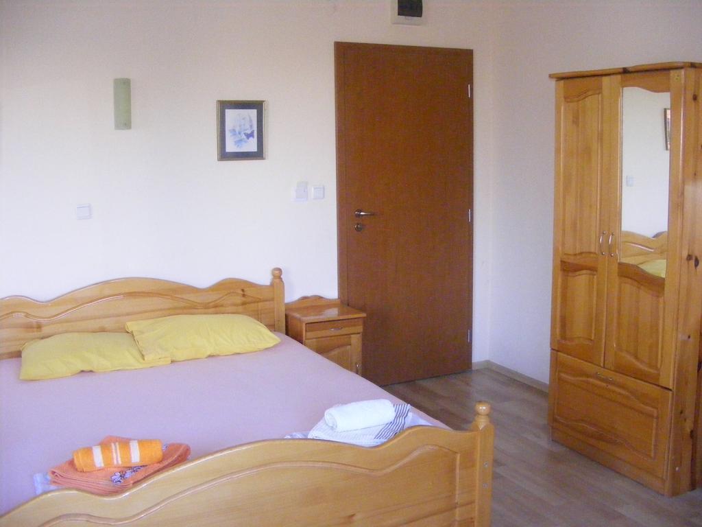 Guest House "Zora - Sarafovo" 布尔加斯 外观 照片
